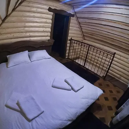 Hata Zustrich Alojamento de Turismo Selvagem